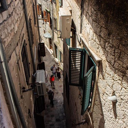 Guest House Sljuka Kotor Exterior foto