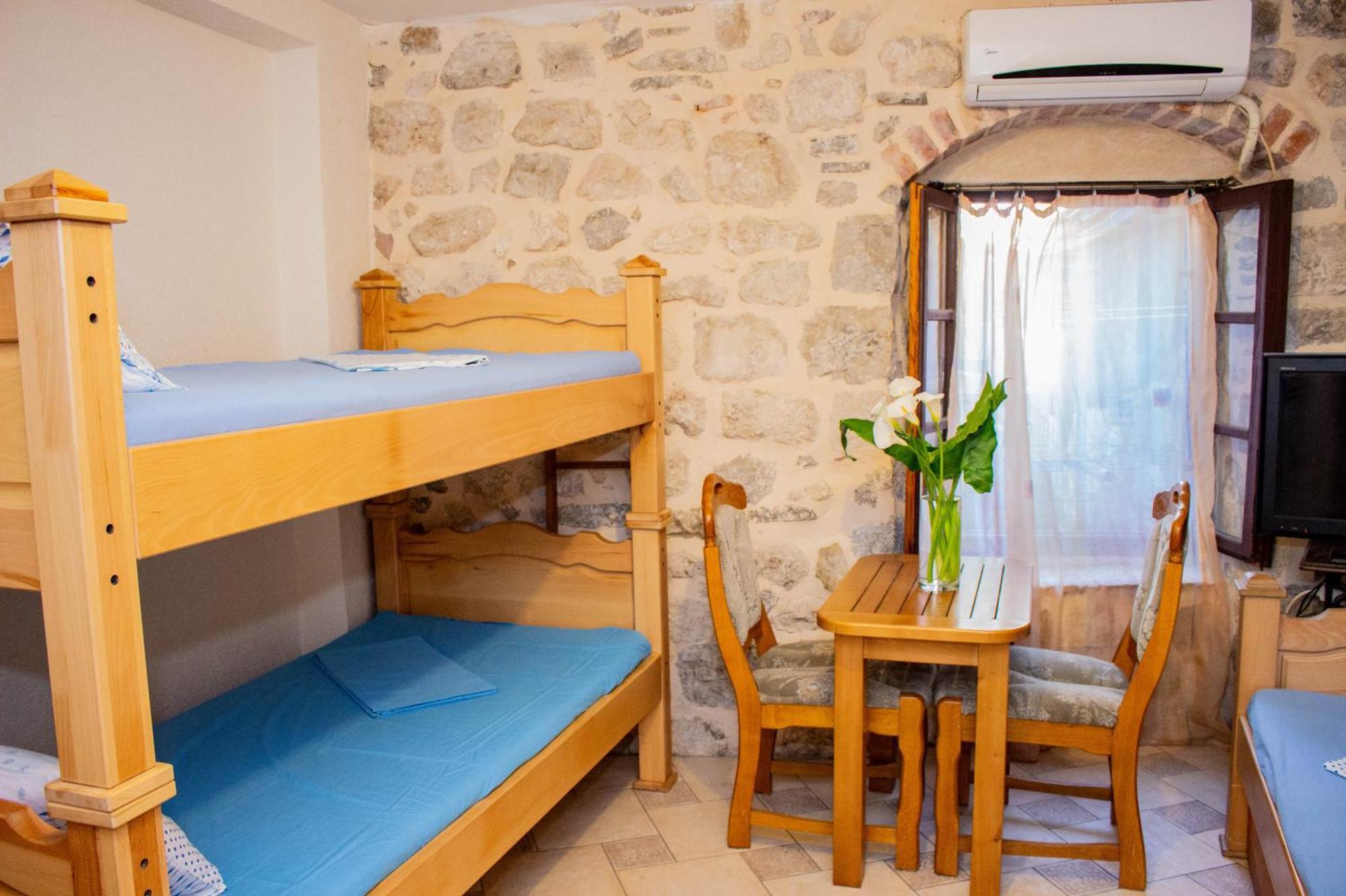 Guest House Sljuka Kotor Exterior foto